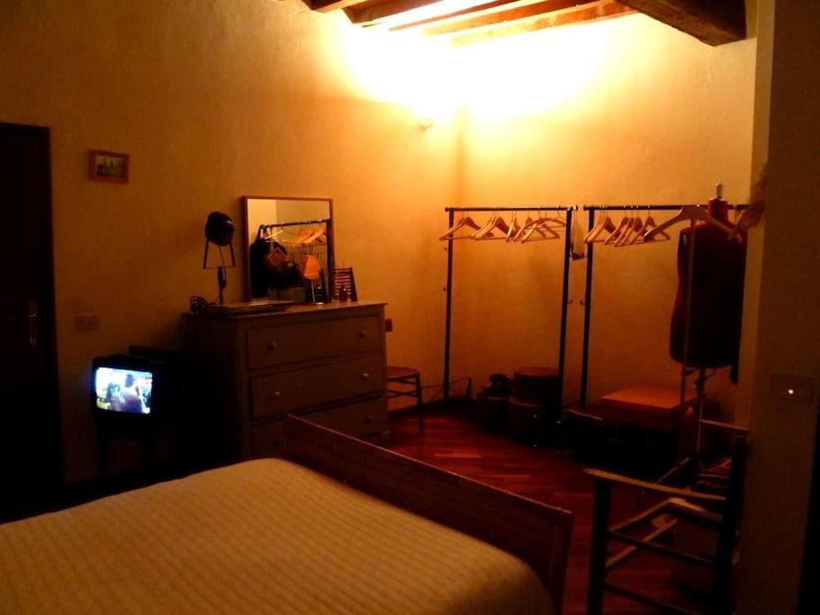 Romantic Apt In San Frediano Флоренция Екстериор снимка