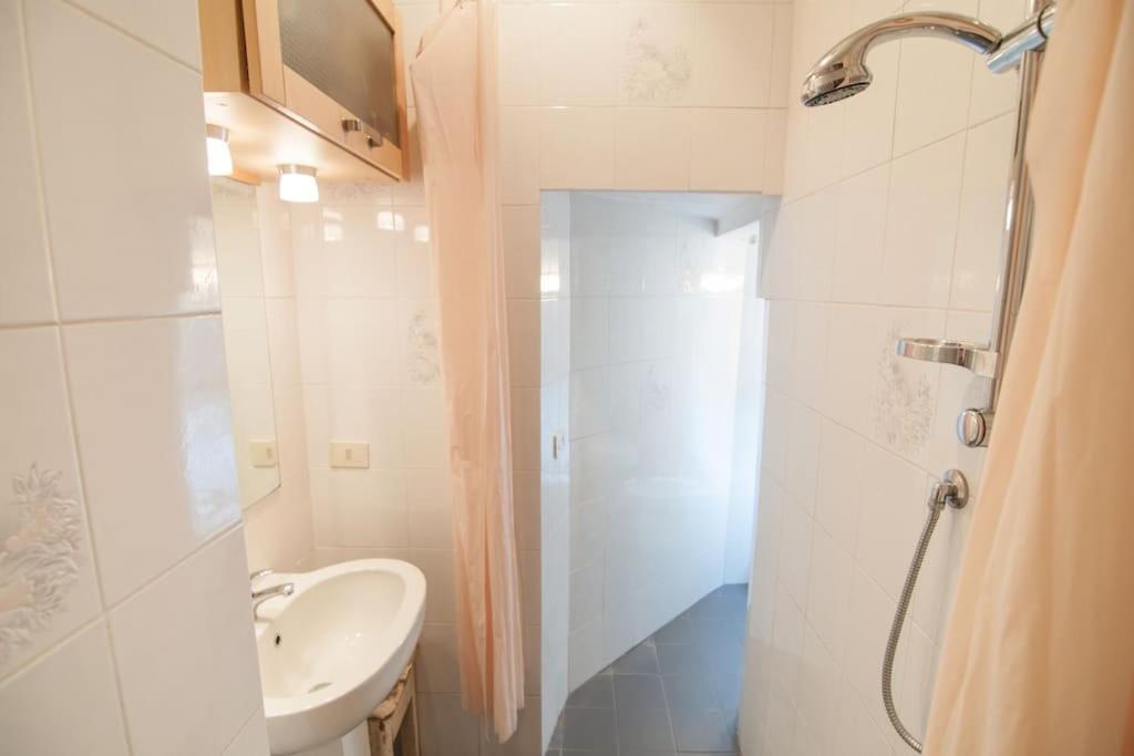 Romantic Apt In San Frediano Флоренция Екстериор снимка