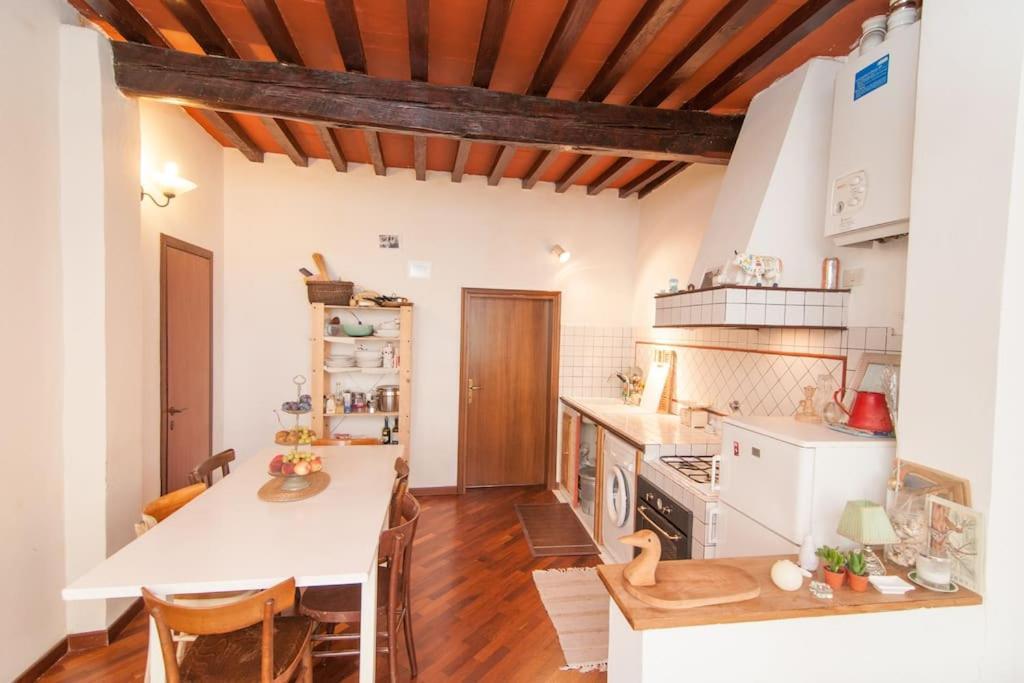 Romantic Apt In San Frediano Флоренция Екстериор снимка