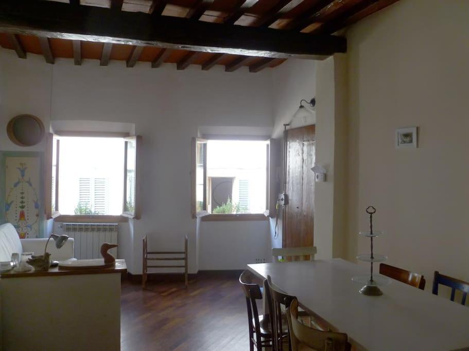 Romantic Apt In San Frediano Флоренция Екстериор снимка